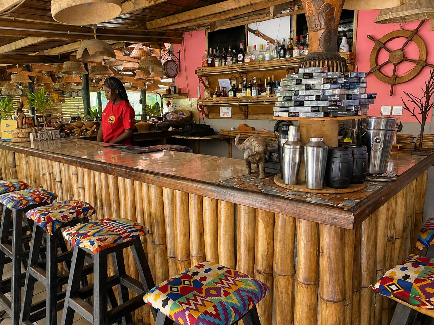 bar